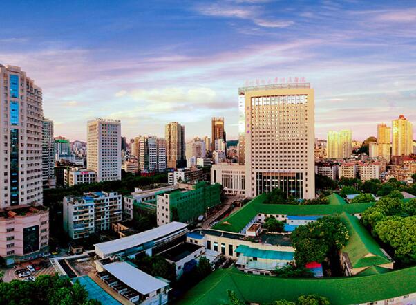 貴陽做假體豐胸的醫(yī)院哪家好？盤點(diǎn)五強(qiáng)整形醫(yī)院詳情